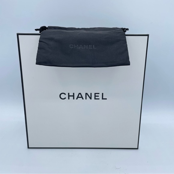 Chanel Box Set OS Black/White - Picture 1 of 15
